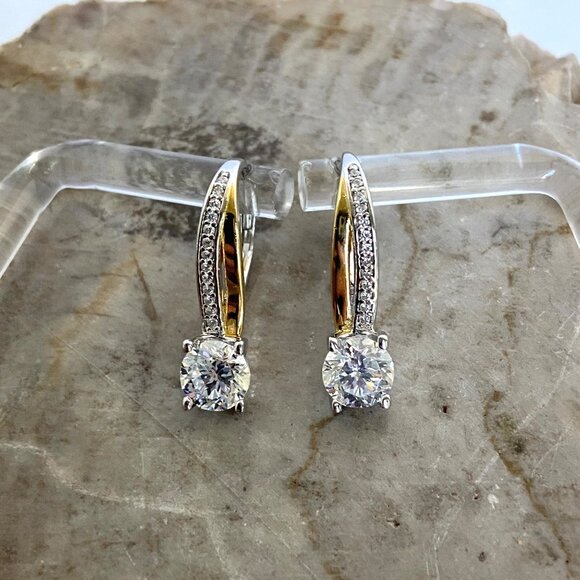 Sterling Silver 925 Round Cubic Zirconia Vermeil Two-tone Leverback Earrings - Picture 2 of 16